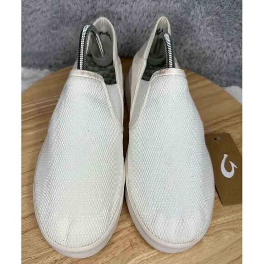 New Olukai Lae'ahi‎ Men Size 11 White/Beige Slip On Lightweight Loafer Shoes